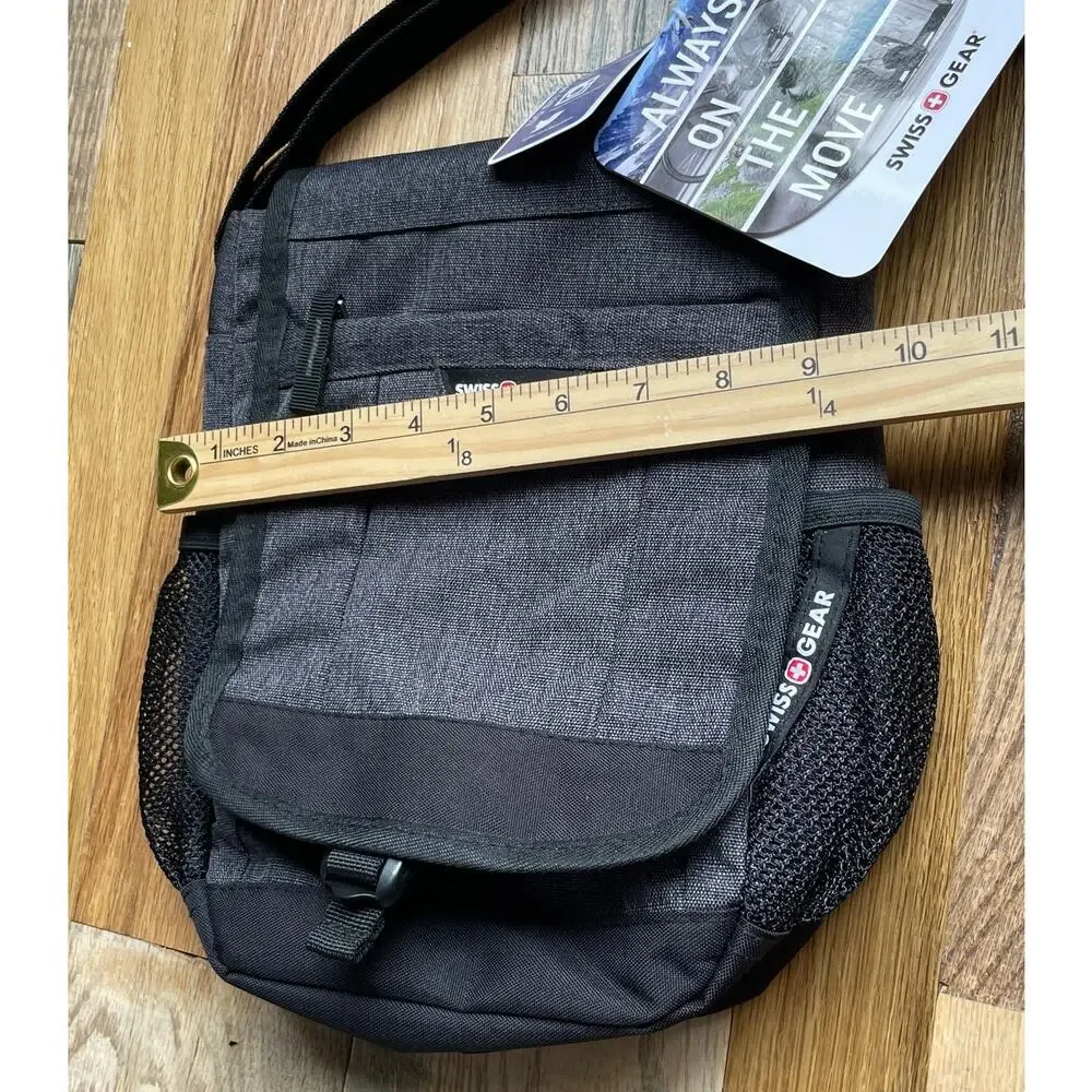SWISSGEAR 2365 Heather Gray Vertical Boarding Crossbody Travel Bag NWT